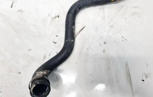 Mercedes-Benz CLS C219 Engine coolant pipe/hose A2118327794