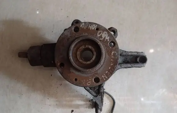 Citroen C4 Grand Picasso Front wheel hub
