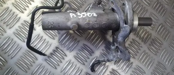 Toyota Avensis T220 Master brake cylinder