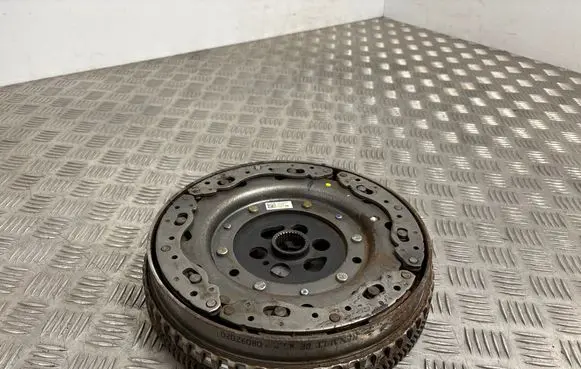 Nissan Juke II F16 Flywheel 123106947R