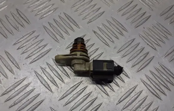 Skoda Fabia Mk1 (6Y) Crankshaft position sensor 030907601