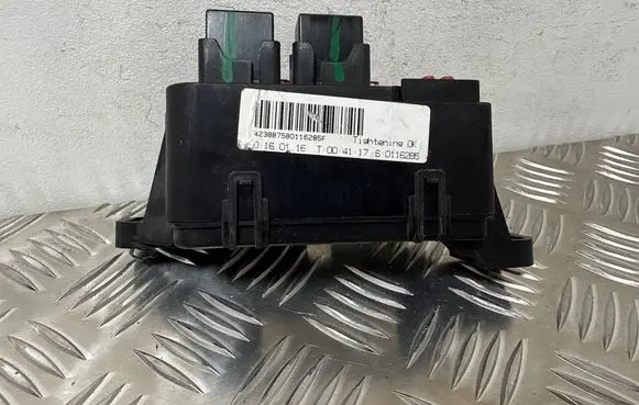 Opel Mokka Fuse module 826166