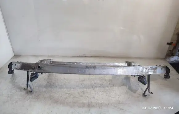 Mercedes-Benz CLS C218 X218 Front bumper cross member