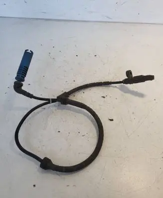 BMW 5 E60 E61 ABS brake wheel speed sensor 6908705