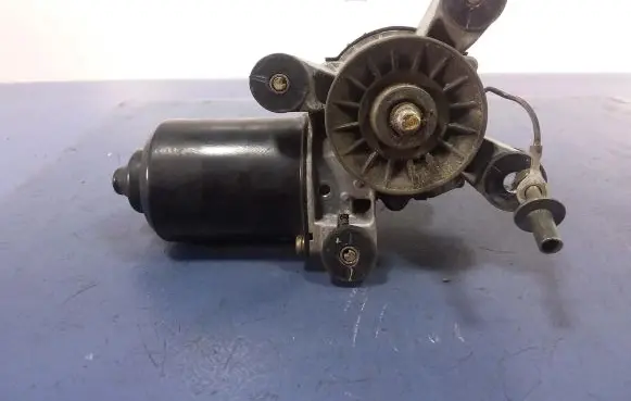 Mazda 626 Front wiper linkage and motor 849200-1302