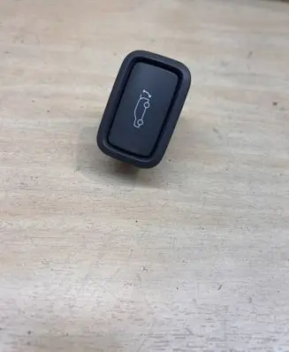 Hyundai Ioniq 5 Tailgate/boot open switch button 81880GI100