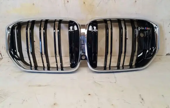 BMW X5M G05 F95 Front bumper upper radiator grill 50138079728