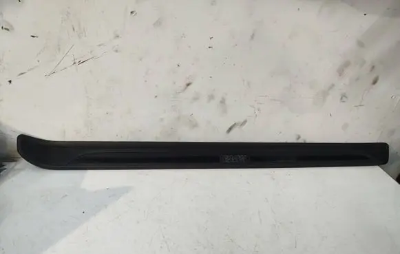 BMW 1 E82 E88 Front sill trim cover 7177826