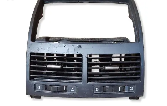 Volkswagen Touareg I Dash center air vent grill 7L6819727 5050998