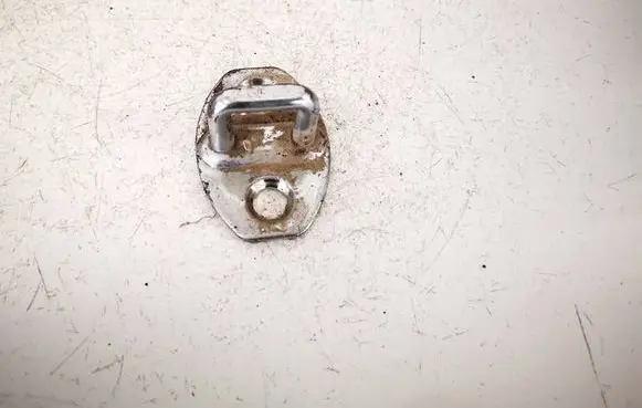 Volkswagen Touran I Front door lock loop/hook striker 3B0837033AG