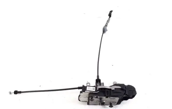 Volvo V40 Front door lock 31440390