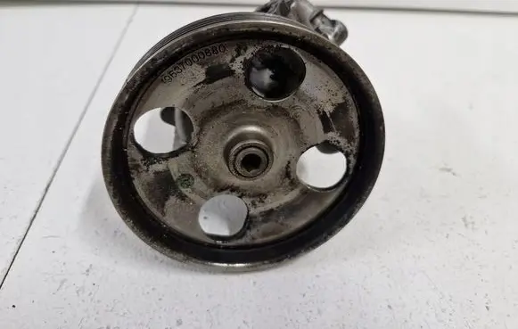 Citroen Jumpy Power steering pump 7617955568