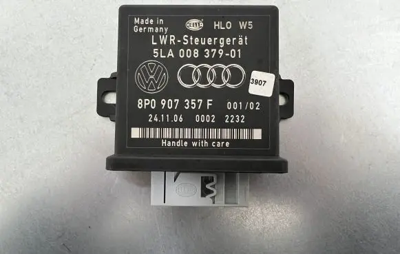 Audi A4 S4 B7 8E 8H Light module LCM 8P0907357F