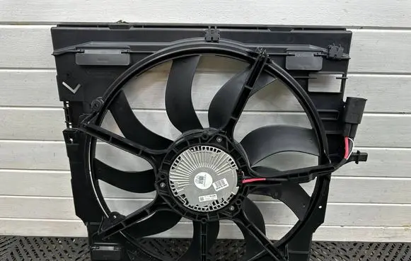 BMW X5 F15 Electric radiator cooling fan 7629131