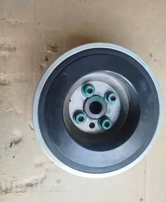 Audi A4 S4 B6 8E 8H Crankshaft pulley 06B105243F