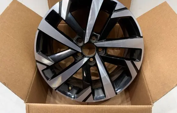 Volkswagen Polo VI R16 alloy rim 2G0601025T