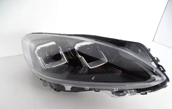 Ford Kuga III Headlight/headlamp