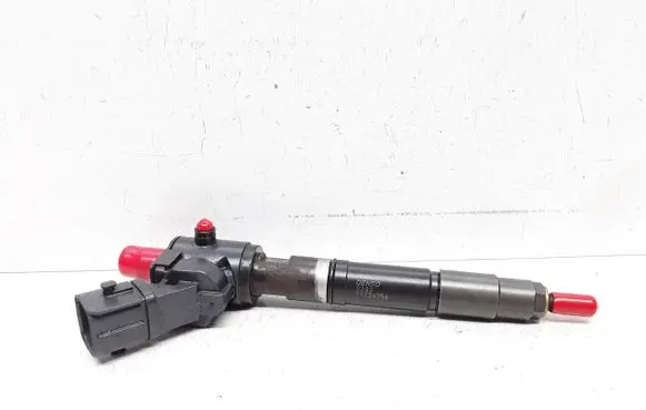 Volvo V60 Fuel injector 31405404 VEA132370010CAA