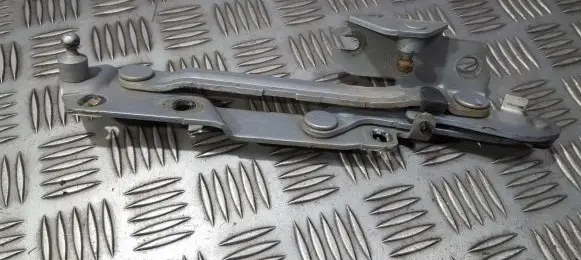 Seat Toledo II (1M) Tailgate/trunk/boot hinge