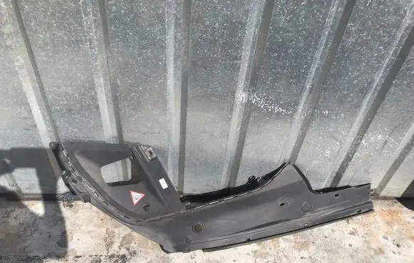 Radiator trim