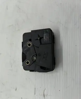 BMW 5 E60 E61 Tailgate/trunk/boot lock/catch/latch 8218849