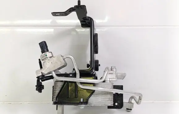Toyota bZ4X Air conditioning (A/C) air dryer