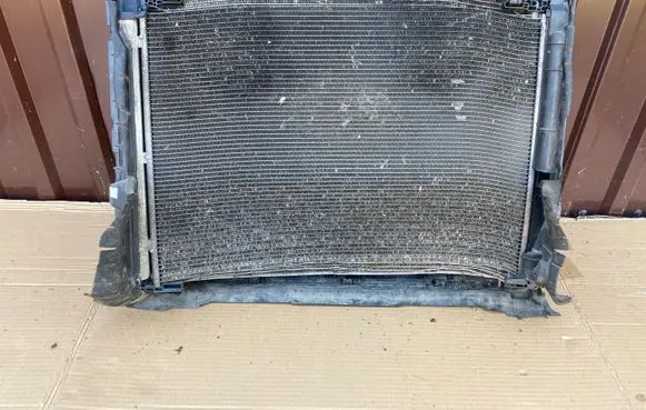 Mercedes-Benz GLC C253 Radiator set A0995008800 A0995003600 A0995000454