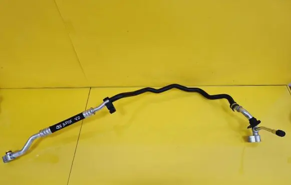 Audi Q7 4L Air conditioning (A/C) pipe/hose 7L6820743E