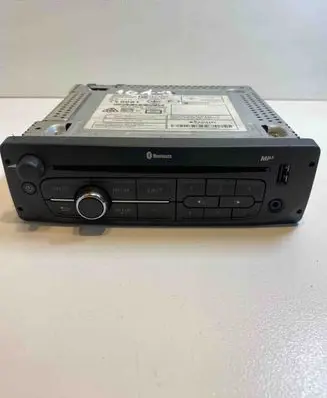 Radio/CD/DVD/GPS head unit
