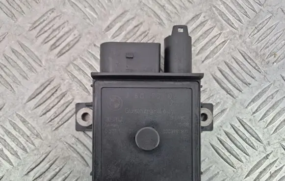 BMW X5 E70 Glow plug pre-heat relay 7801201