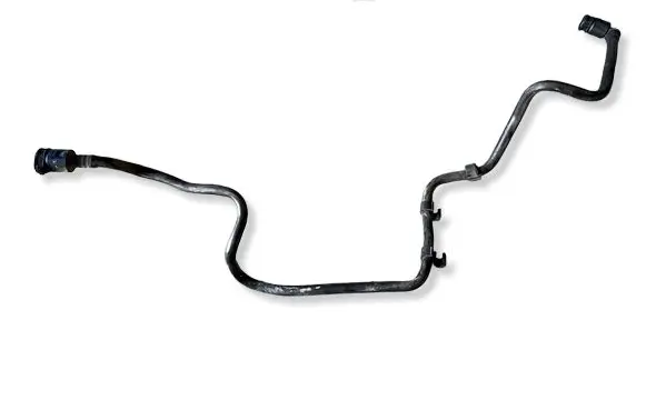 Land Rover Discovery Sport Engine coolant pipe/hose 