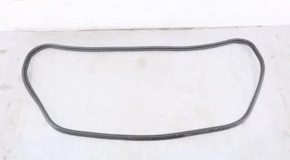 BMW M4 F82 F83 Trunk rubber seal (body) 7295198 7374113 51767374113
