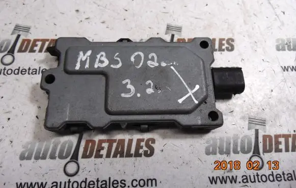 Mercedes-Benz S W221 Reducing agents exhaust control unit A2118300472
