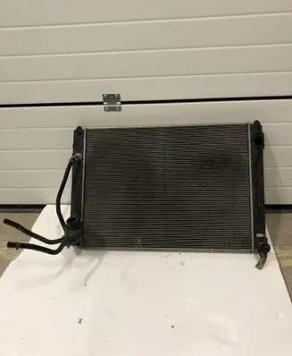 Infiniti M30 Coolant radiator 110122