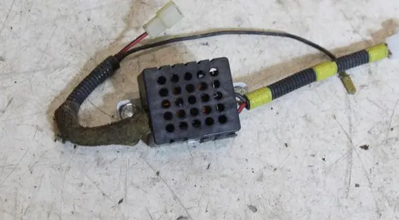 Subaru Impreza II Aerial antenna amplifier nsa171200