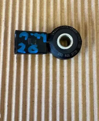 Cupra Leon Detonation knock sensor 030905377D