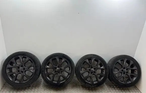Jeep Compass R19 alloy rim 52174092