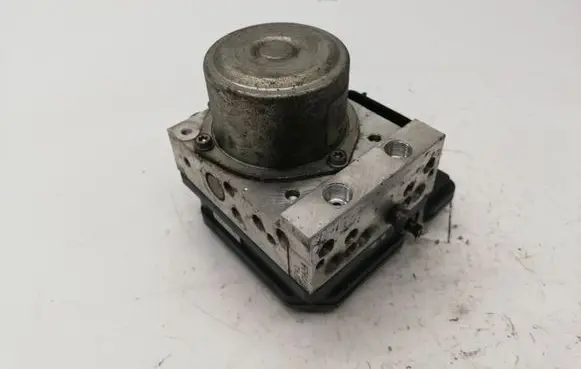 Nissan X-Trail T31 ABS Pump 47660JG80A