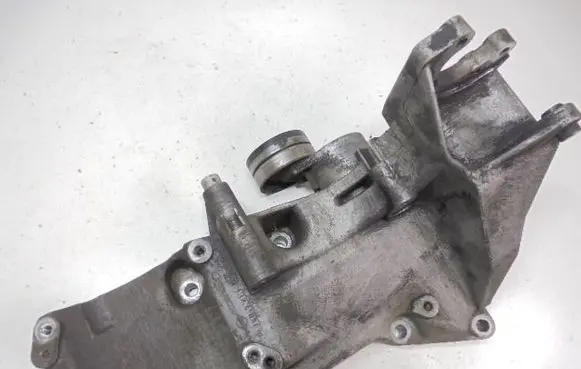 Renault Laguna II Generator/alternator bracket 8200183234