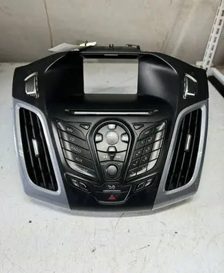 Ford Focus Head unit multimedia control 331411000