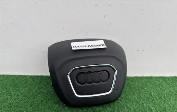 Audi A4 S4 B8 8K Steering wheel airbag cover 62670230