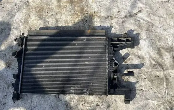 Opel Astra J Coolant radiator 13267655