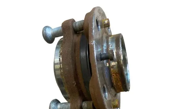 BMW M6 Front wheel hub 2286606