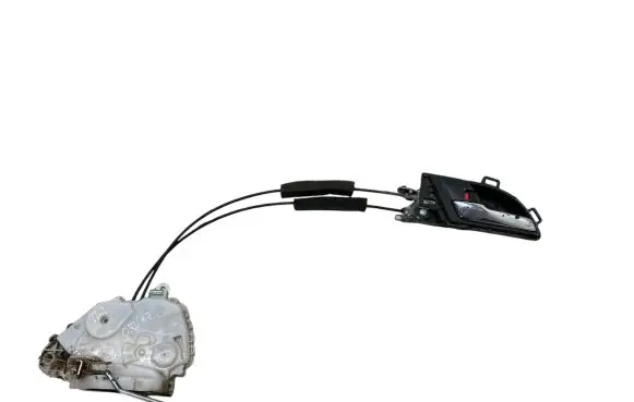 Honda CR-V Front door lock 72151SWAG1