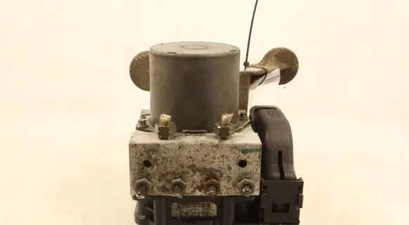 Mercedes-Benz B W245 ABS Pump 0265950618