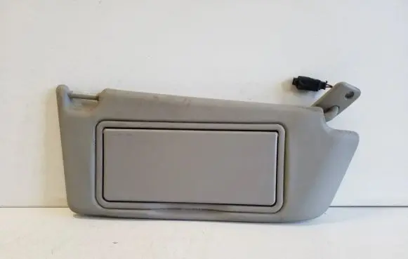 Sun visor