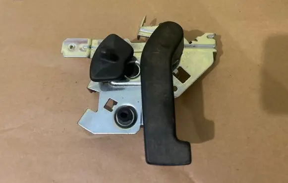 Renault Trafic III (X82) Sliding door lock 826706945R 0119803600 93451791