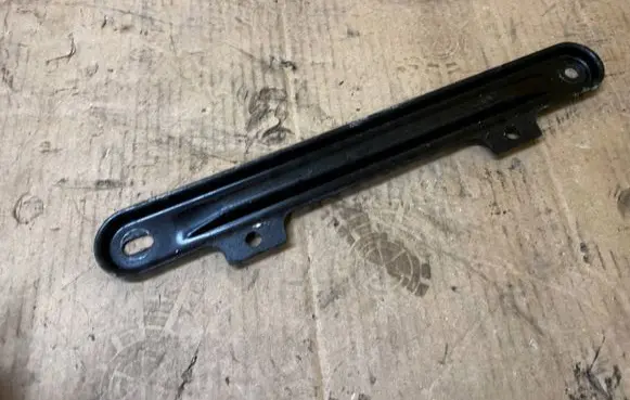 Mercedes-Benz GL X166 Engine mount bracket A1662420732