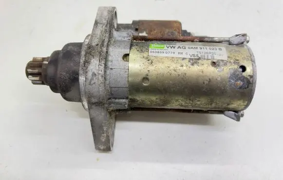 Skoda Octavia Mk2 (1Z) Starter motor 0AM911023B