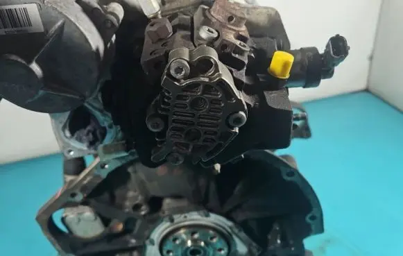 Renault Koleos I Fuel injection high pressure pump 0445010170 IMPRK1408656